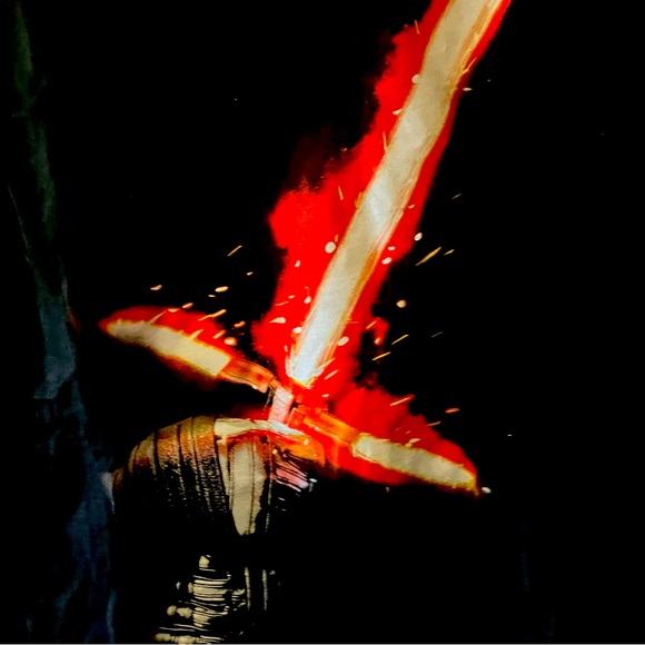 Disney Parks Kylo Ren Star Wars Lightsaber Men’s T-shirt - Picture 1 of 4